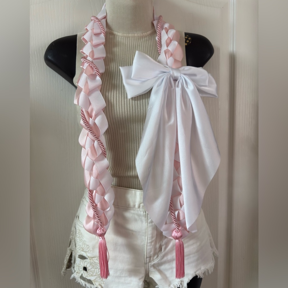 Custom Graduation Lei, Birthday Lei 
Money Lei Class of 2024 rose /gold - Picture 5 of 17